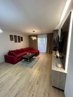 Coresi Mall Luxury Apartments
